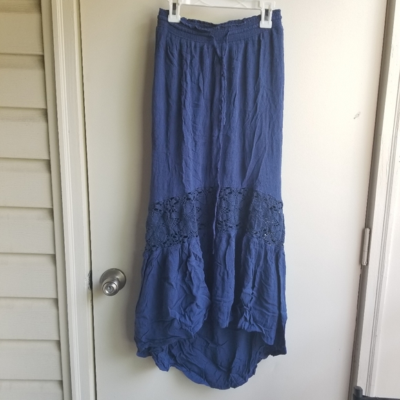 Aeropostale Dresses & Skirts - Aeropostale Navy medium-low crochet midi skirt
